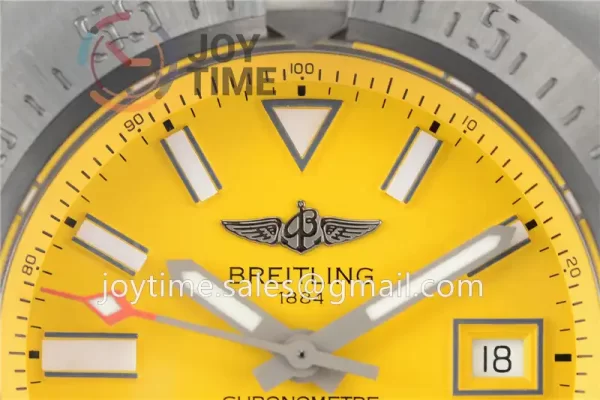 Breitling Avenger II Seawolf GF 1:1 Best Edition PVD 45mm Nylon Strap A2824